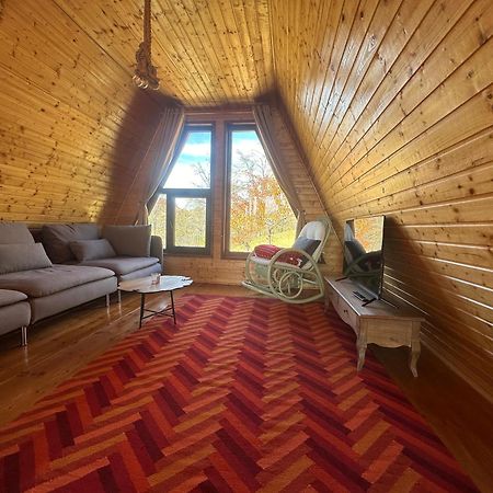 Rubicon Cabins Secaria Екстериор снимка