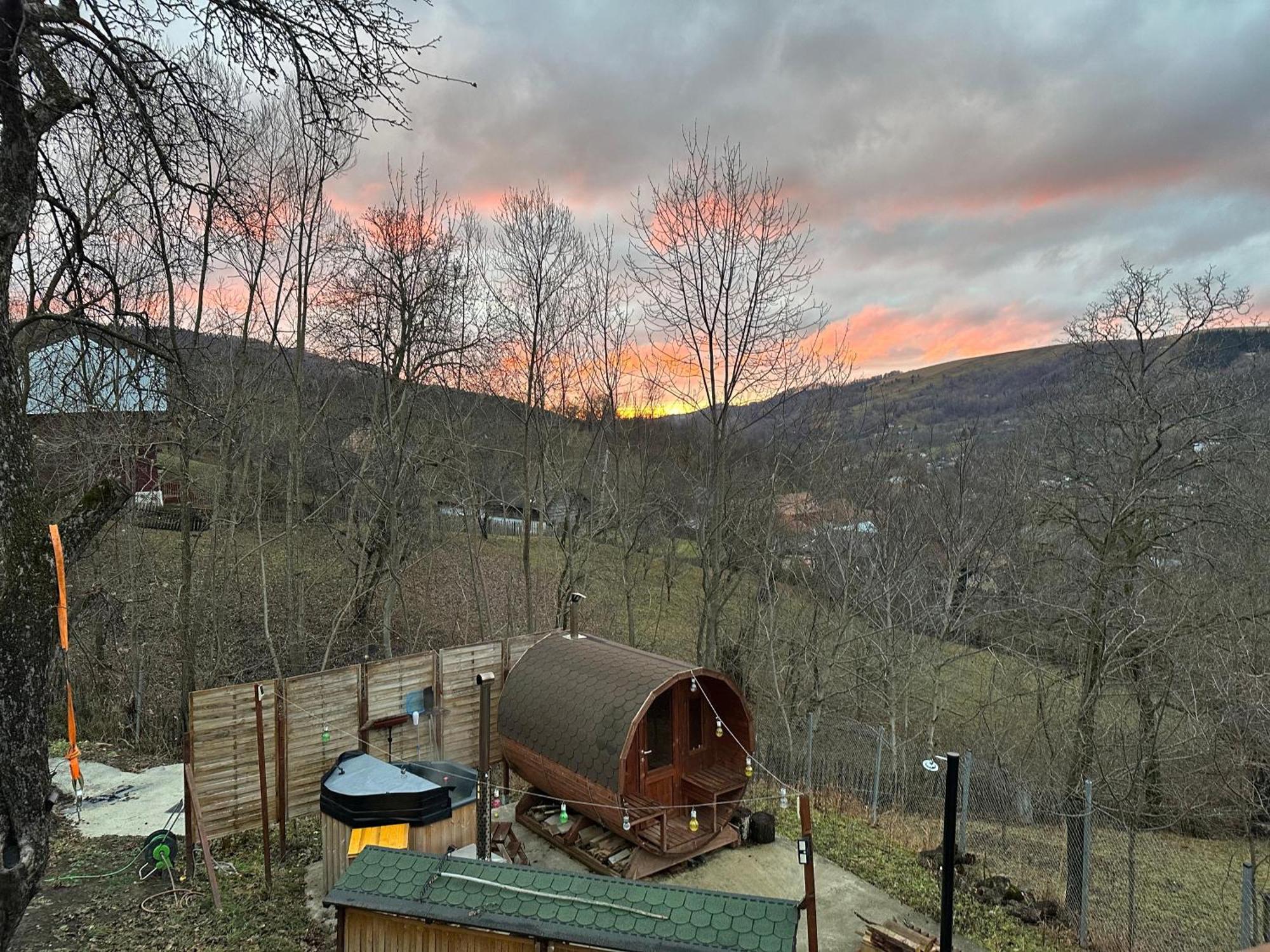Rubicon Cabins Secaria Екстериор снимка