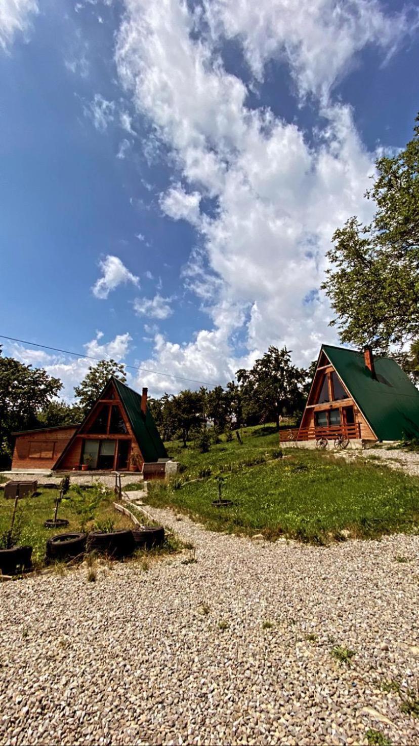 Rubicon Cabins Secaria Екстериор снимка