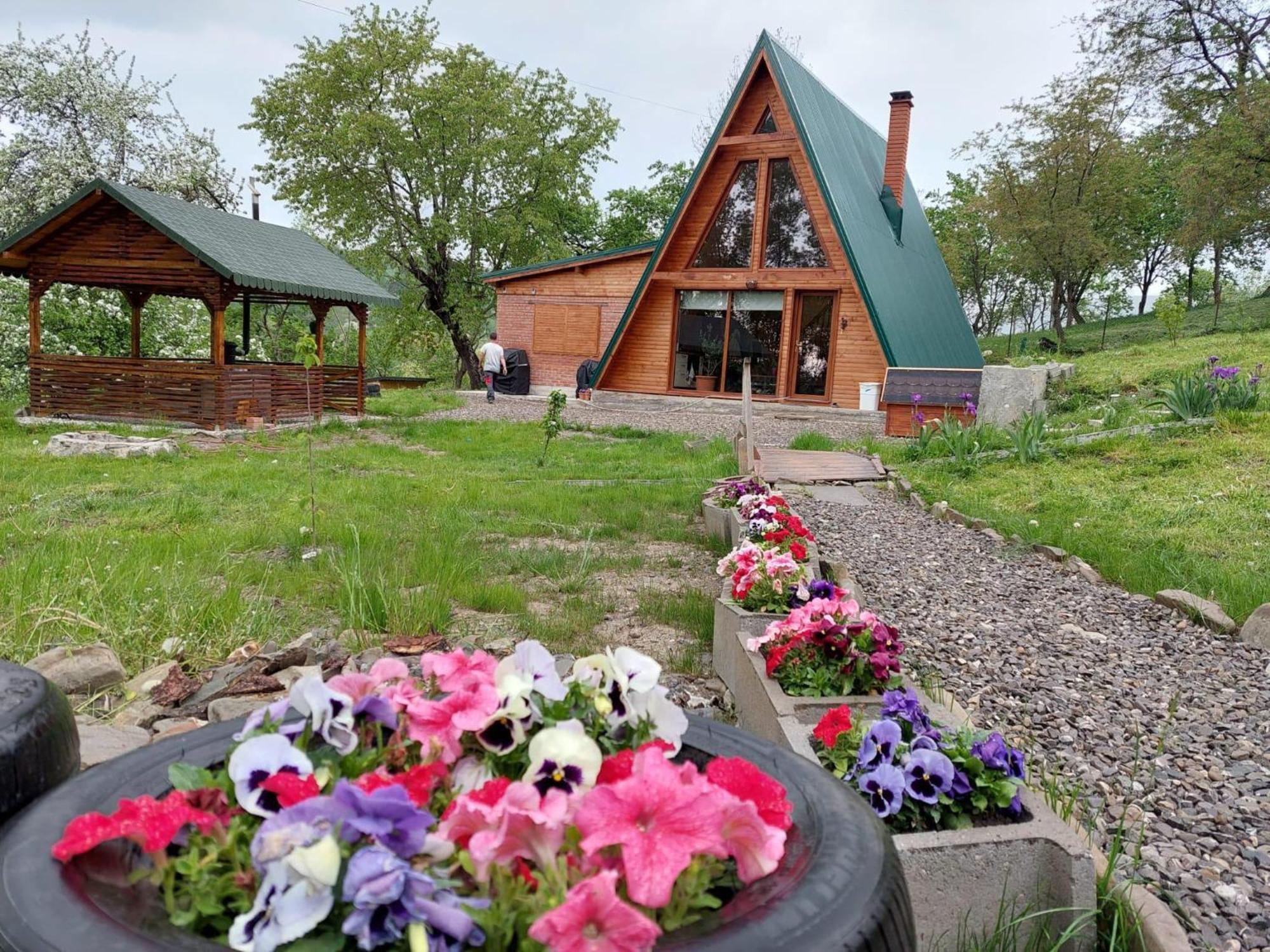 Rubicon Cabins Secaria Екстериор снимка