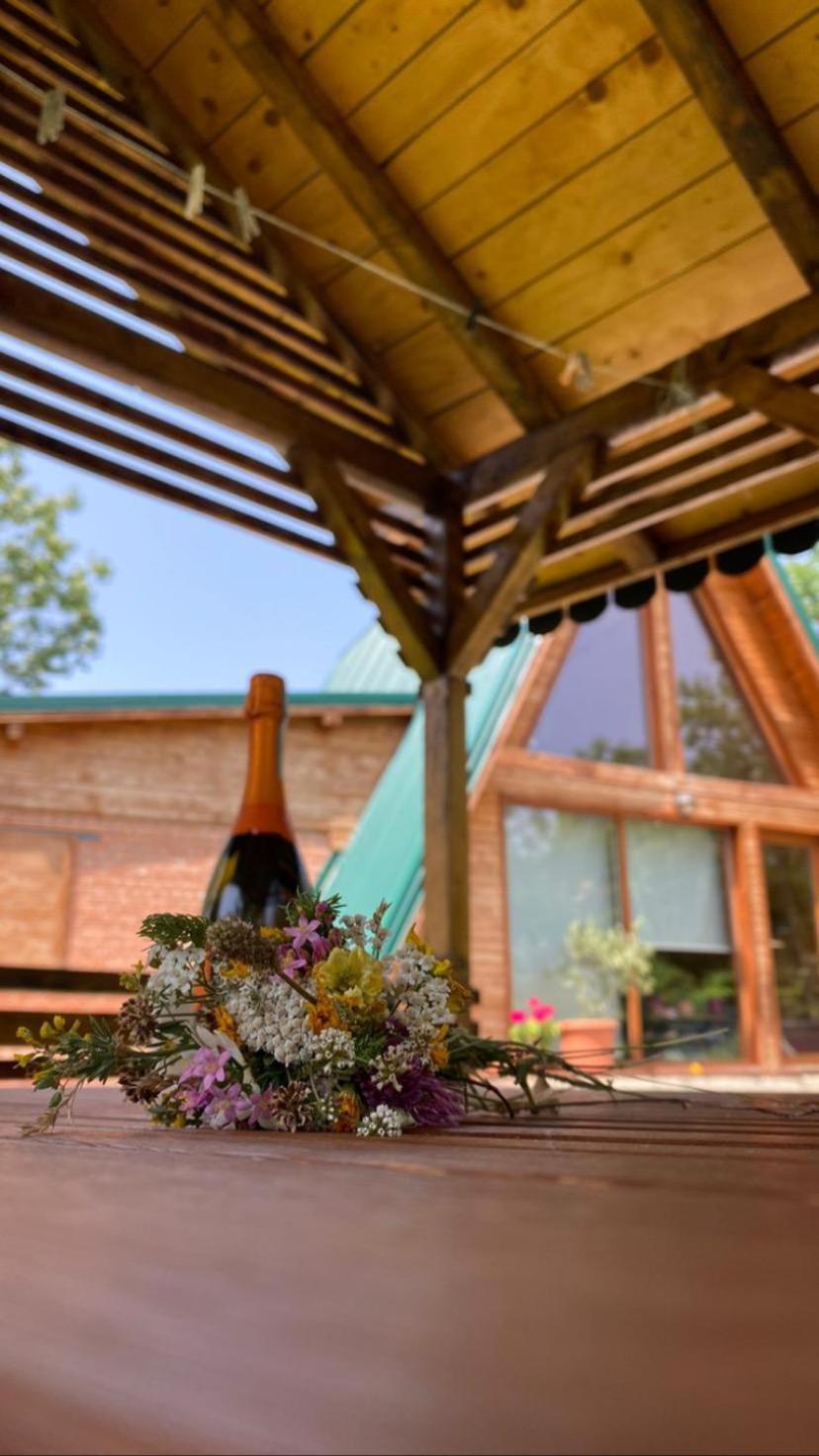 Rubicon Cabins Secaria Екстериор снимка