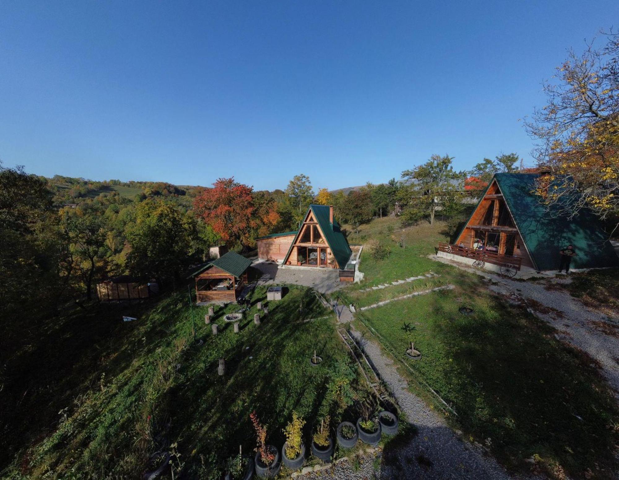 Rubicon Cabins Secaria Екстериор снимка